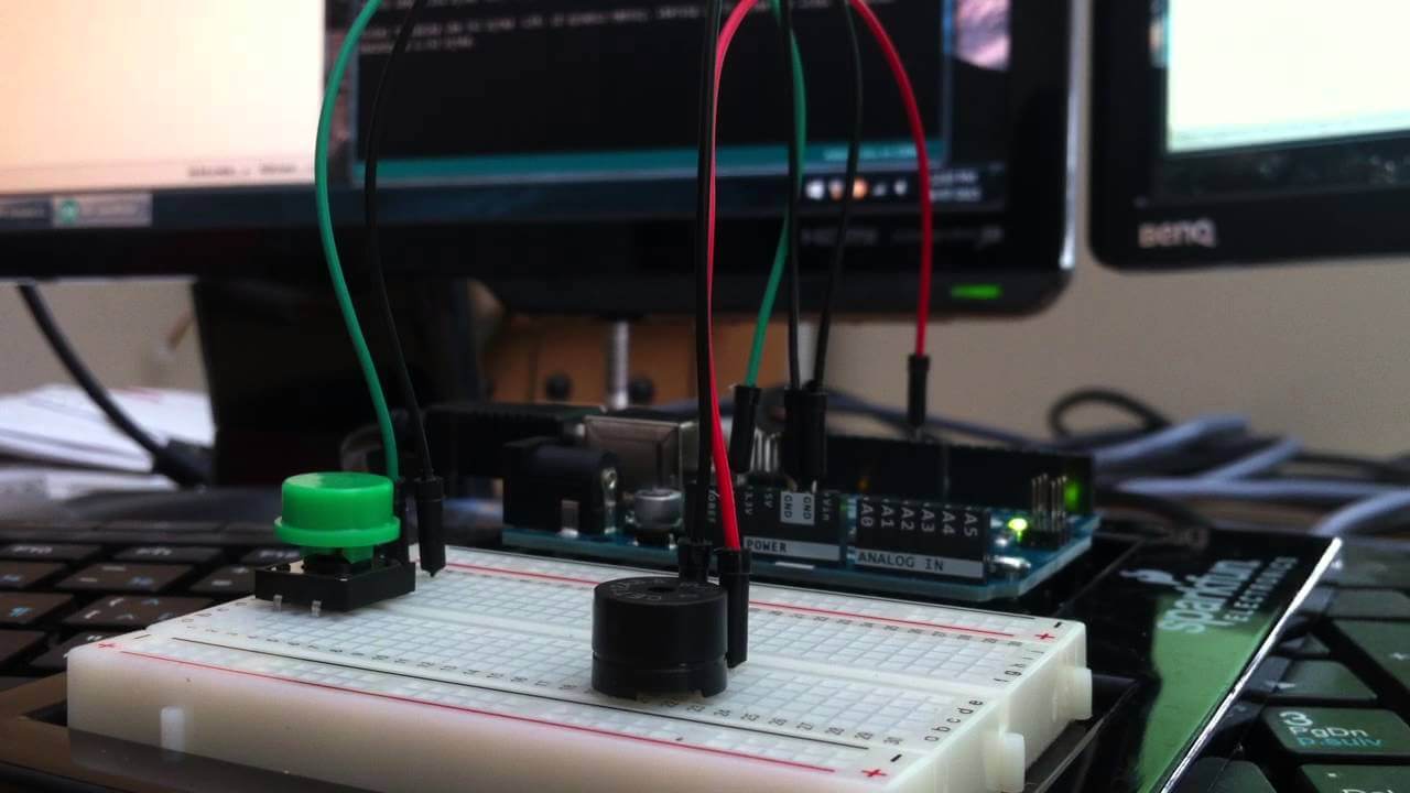 How to use a piezoelectric buzzer