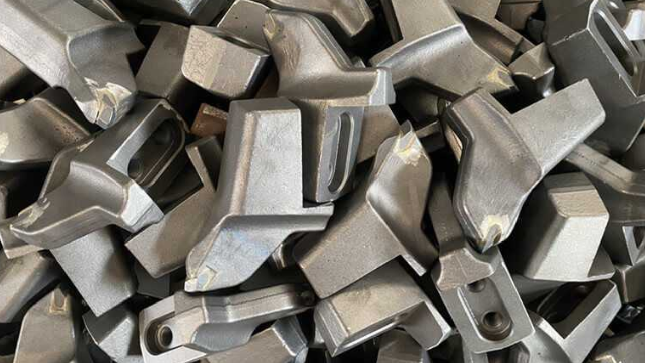 Safety Considerations When Using Road Milling Teeth in Asphalt and Concrete Milling